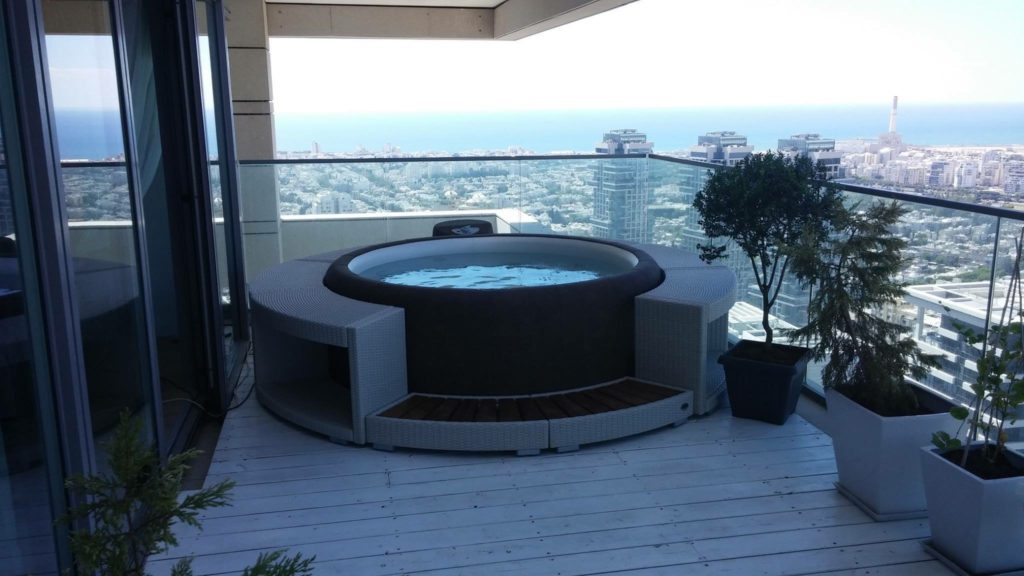 Spa on balcony